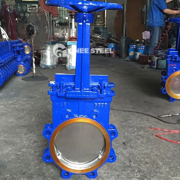 Vàlvules manuals de la porta del ganivet